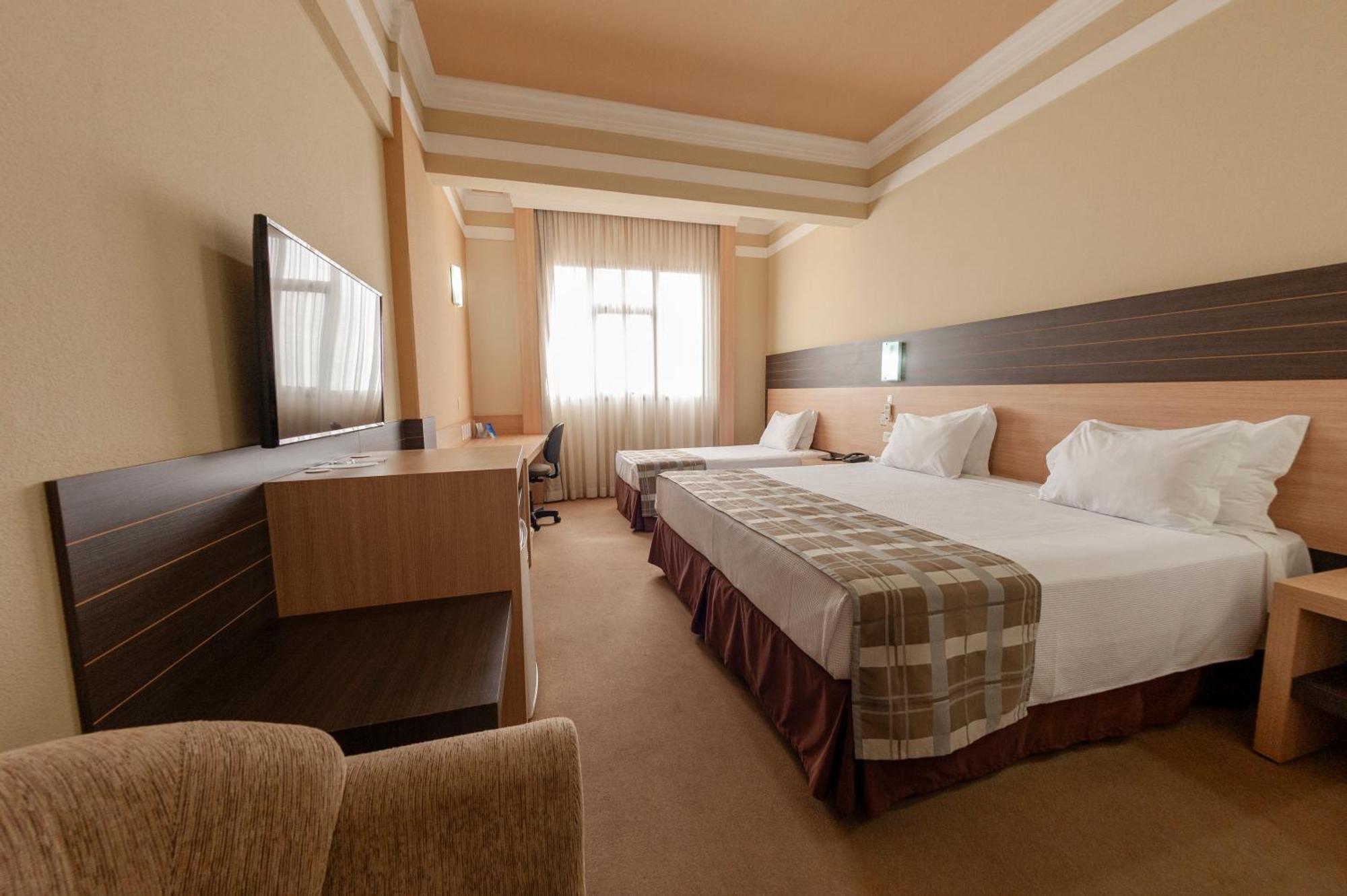 Hotel Executive Arapongas ภายนอก รูปภาพ